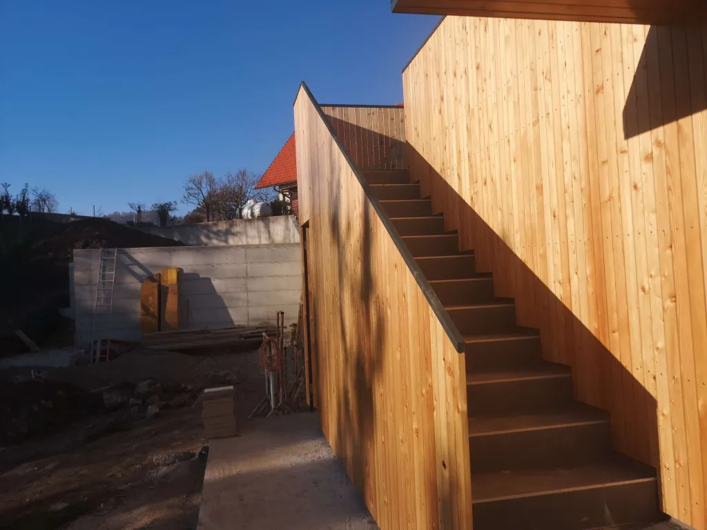 Terasa ali ograja Woody – projekt 13
