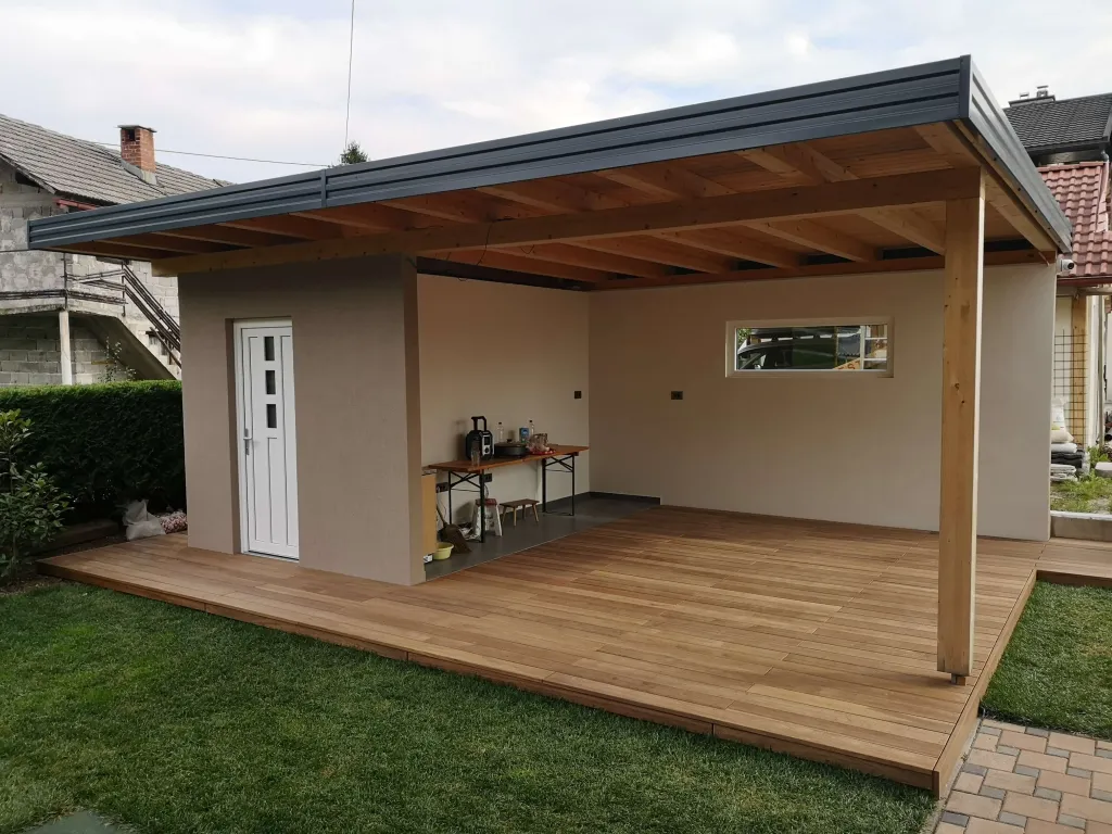 Terasa ali ograja Woody – projekt 6